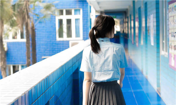隆子如何找到一个可以帮助我生孩子的女人？